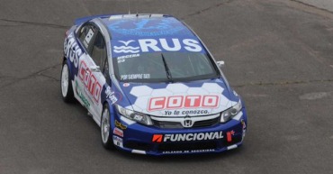 URCERA; DEBUT CON EL HONDA Y POLE