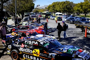 EL TC POR LAS CALLES DE BUENOS AIRES