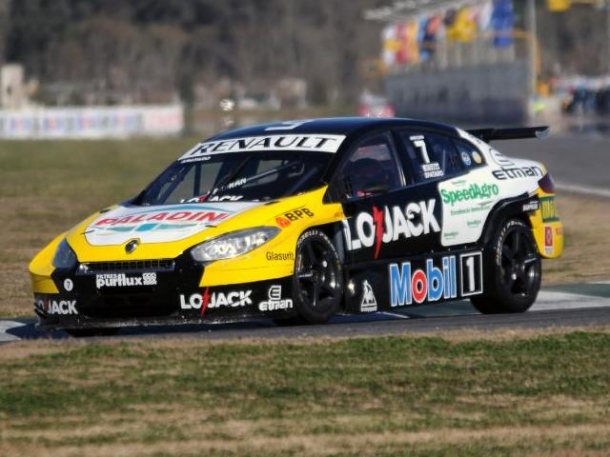 Spataro y Renault siguen imparables.