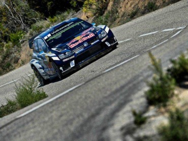 OGIER SE LLEVÓ EL RALLY DE CÓRCEGA