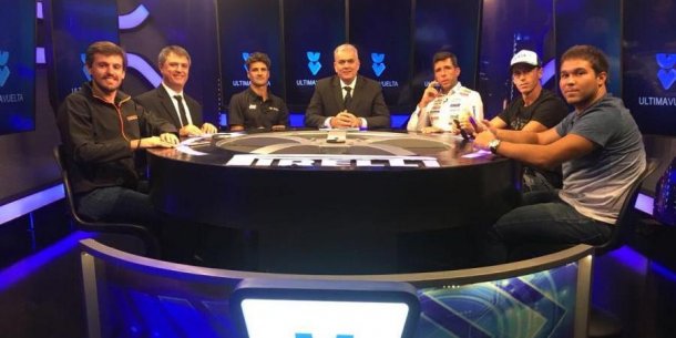 La mesa del programa mas importante de automovlismo de la argentina