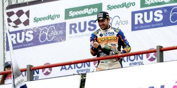 Una imagen que se vio mucho en 2018 , Ruggiero en un podio del TC