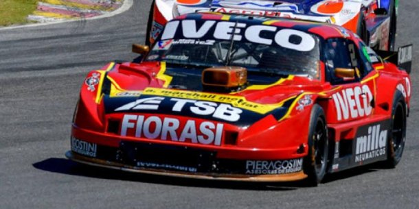Gano Urcera en el TC en el Galvez
