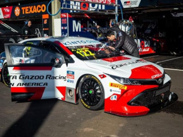 ROSSI Y JAKOS CLASIFICARON EN EL STOCK CAR