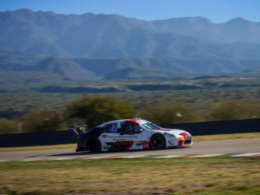 EN EL TOP RACE FUE POLE DEL CAMPEÓN DIEGO AZAR