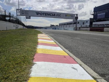 UN F1 GIRARÁ ESTE FIN DE SEMANA EN EL GÁLVEZ 