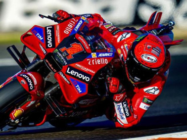 VICTORIA Y BICAMPEÓN DEL MUNDO PARA BAGNAIA