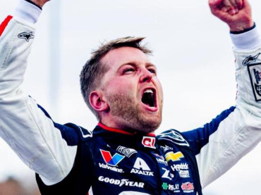 WILLIAM BYRON GANÓ EN MARTINSVILLE Y YA ESTA CONFIRMADO EL CHAMPIONSHIP 4